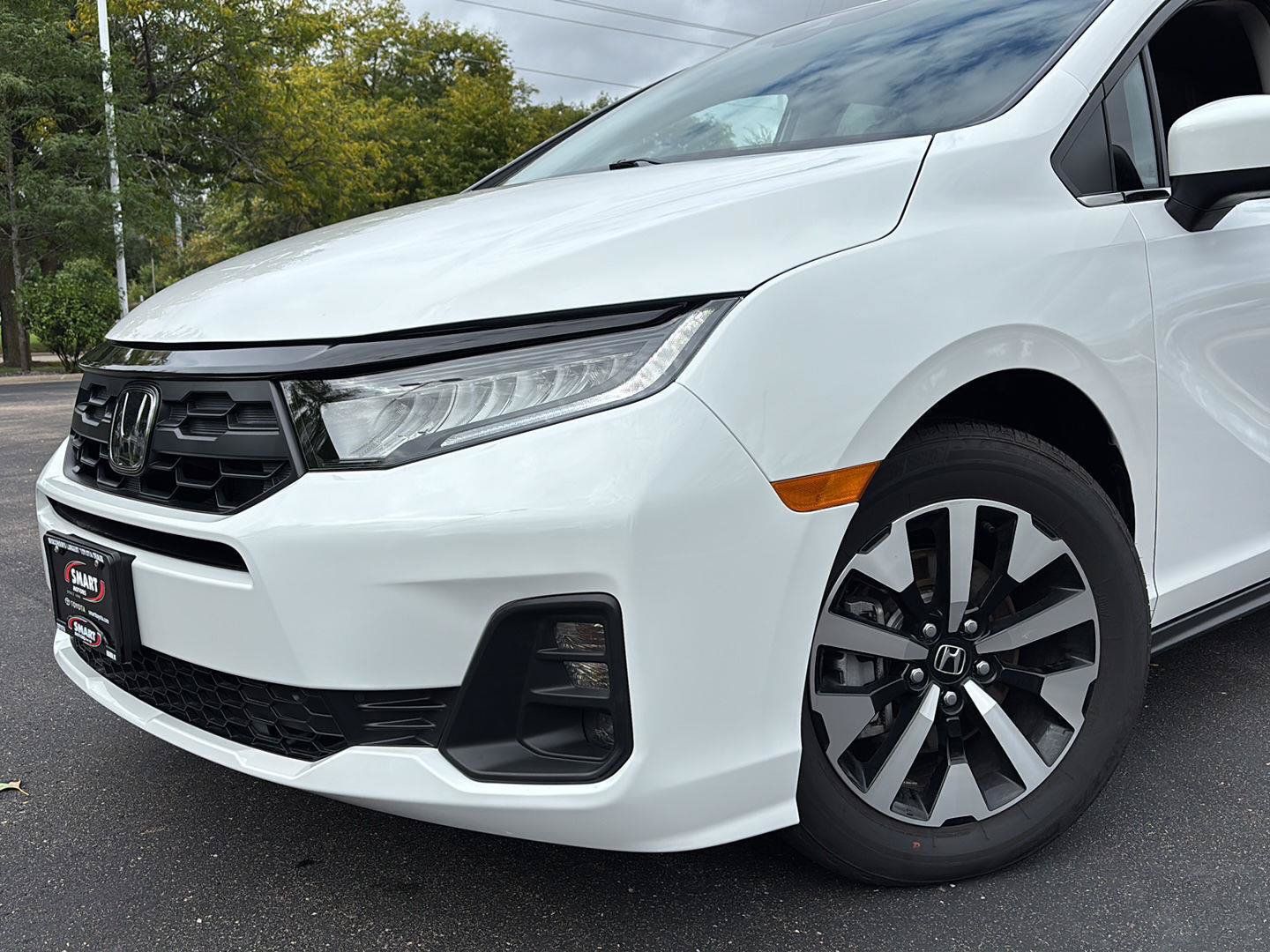 Used 2026 Honda Odyssey EX-L image 5