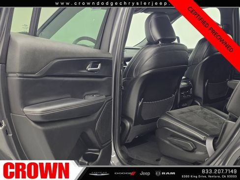 Used 2023 Jeep Grand Cherokee L Laredo AWD/4WD image 17