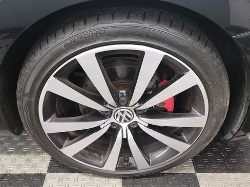 Used 2012 Volkswagen Beetle 2.0T FWD image 26