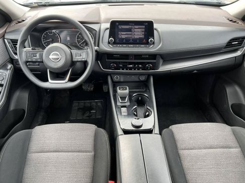 Used 2023 Nissan Rogue SV AWD/4WD image 2