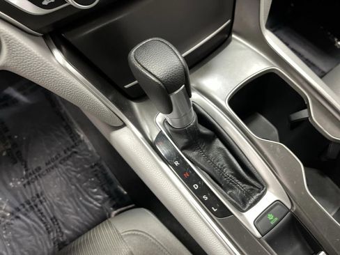 Used 2019 Honda Accord LX image 19