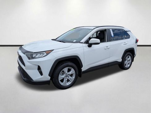 Used 2019 Toyota RAV4 XLE w/ Convenience Package image 8