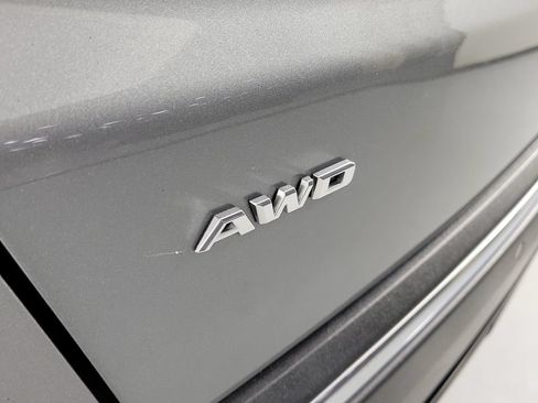 Used 2025 Cadillac XT5 Sportv AWD/4WD image 5
