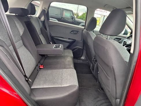 Used 2021 Nissan Rogue S AWD/4WD image 12