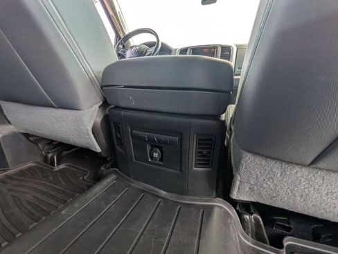 Used 2019 RAM 1500 Warlock AWD/4WD image 29