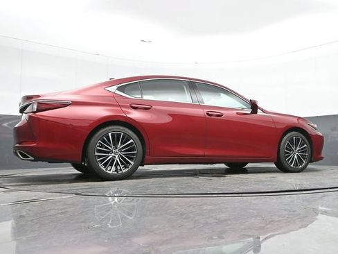 Used 2024 Lexus ES 350 w/ Premium Package FWD image 34