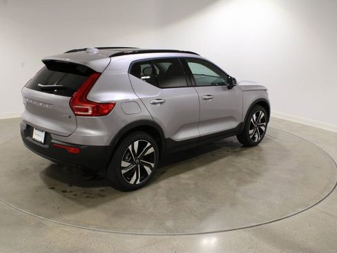 New 2026 Volvo XC40 B5 Ultra w/ Climate Package image 6