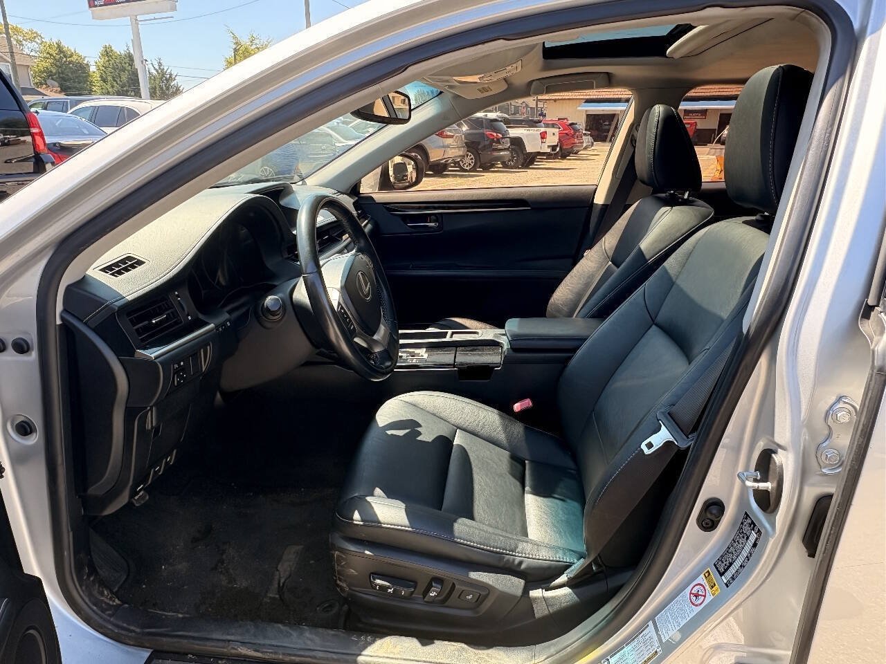Used 2014 Lexus ES 350 FWD image 19