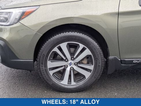 Used 2019 Subaru Outback 2.5i Limited AWD/4WD image 11