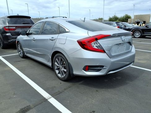Used 2020 Honda Civic EX image 3