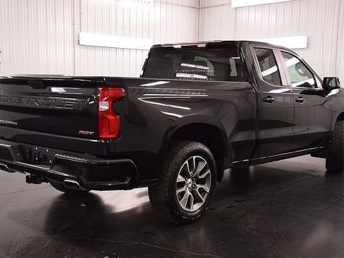Used 2022 Chevrolet Silverado 1500 RST w/ Z71 Off-Road Package AWD/4WD image 8