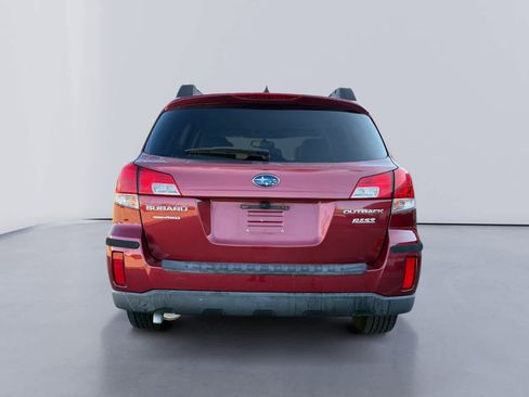 Used 2014 Subaru Outback 2.5i Limited image 4