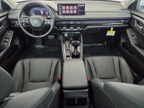Used 2025 Honda Accord EX-L image 18