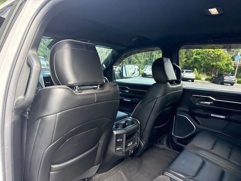 Used 2023 RAM 1500 Laramie AWD/4WD image 13