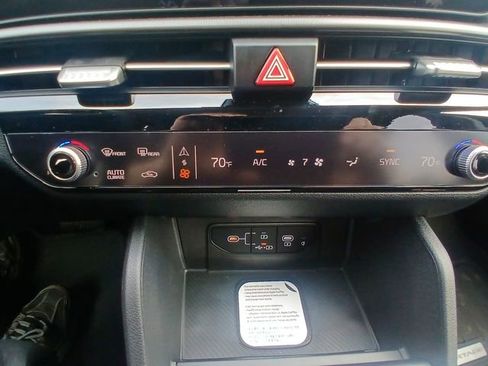 New 2026 Kia Sportage EX image 18