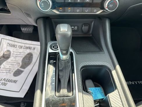 Used 2025 Nissan Sentra SV image 8