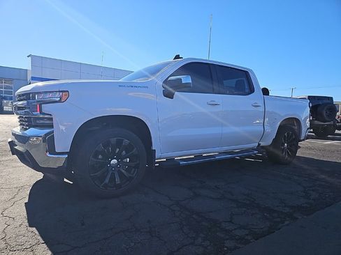 Used 2020 Chevrolet Silverado 1500 LT w/ All-Star Edition image 2