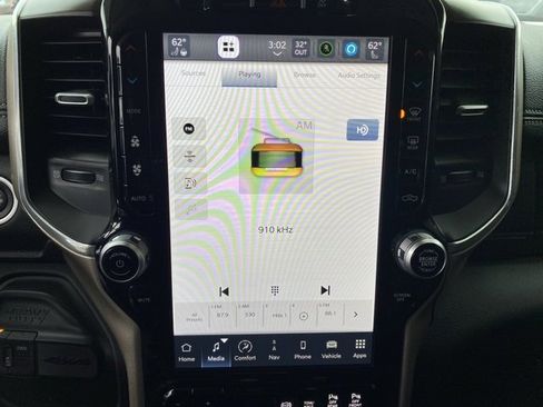 Used 2024 RAM 2500 Laramie image 27