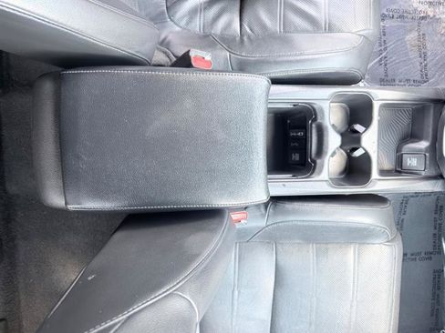 Used 2019 Honda CR-V EX-L image 16