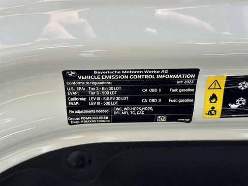 Used 2023 BMW X7 xDrive40i image 45