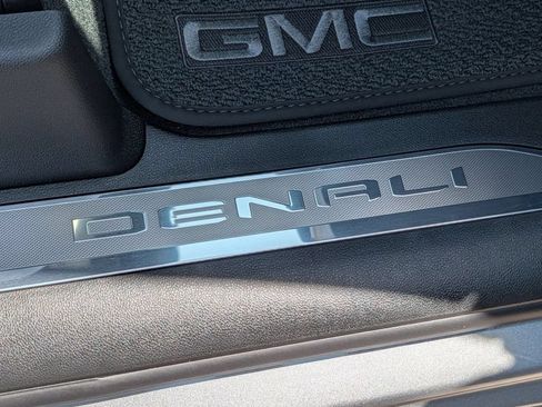 New 2026 GMC Sierra 3500 Denali w/ Denali Reserve Package AWD/4WD image 33