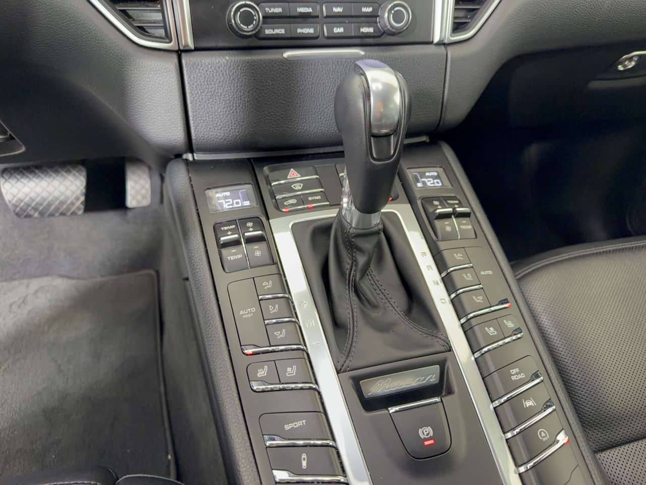 Used 2017 Porsche Macan S AWD/4WD image 25