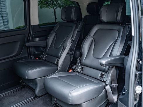 Used 2023 Mercedes-Benz Metris Passenger image 29