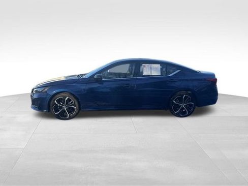 Used 2023 Nissan Altima 2.5 SR image 4