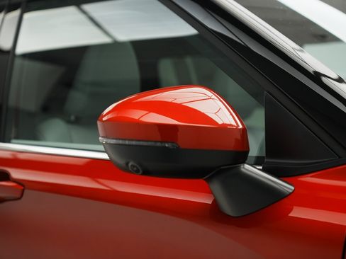 New 2025 Mitsubishi Outlander SEL image 9