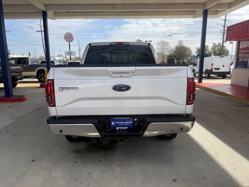 Used 2015 Ford F150 Lariat w/ Equipment Group 501A Mid image 4