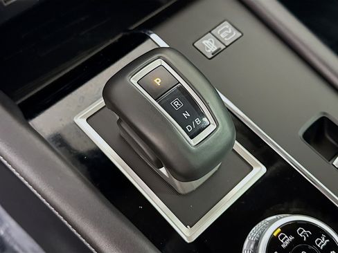 Used 2024 Mitsubishi Outlander SE image 20