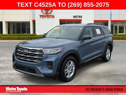 Used 2025 Ford Explorer Active