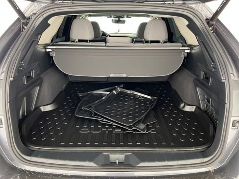 Certified 2025 Subaru Outback Premium w/ Popular Package #1A image 25