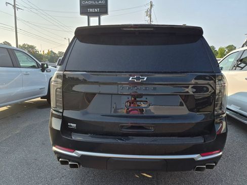 Used 2026 Chevrolet Tahoe High Country AWD/4WD image 8