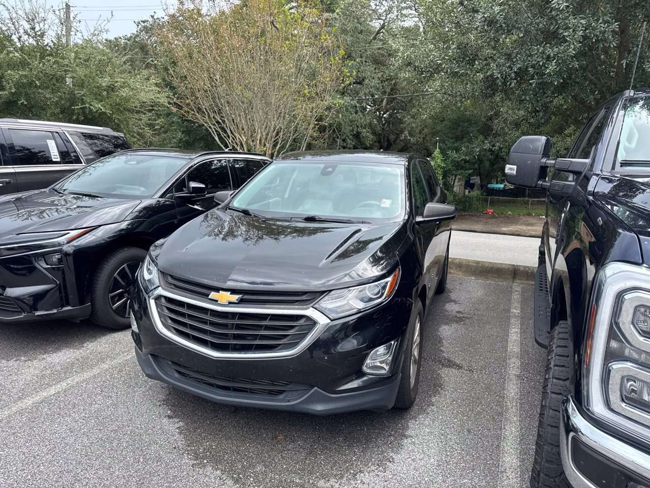 Used 2021 Chevrolet Equinox LS w/ LS Convenience Package FWD image 1
