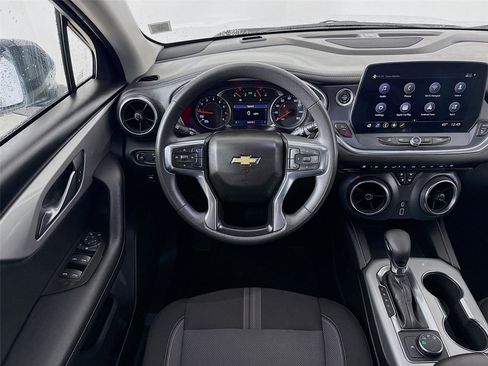 Used 2023 Chevrolet Blazer LT image 20