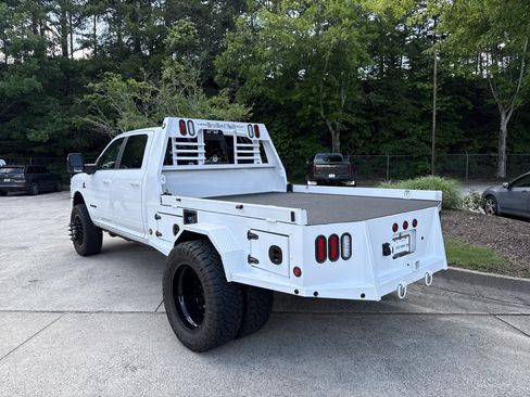 New 2026 RAM 3500 Laramie AWD/4WD image 5