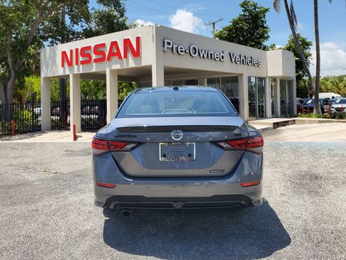 Certified 2023 Nissan Sentra SR w/ Midnight Edition Package image 5