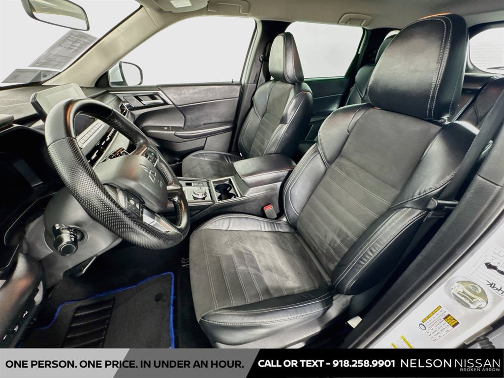Used 2023 Mitsubishi Outlander Ralliart AWD/4WD image 21