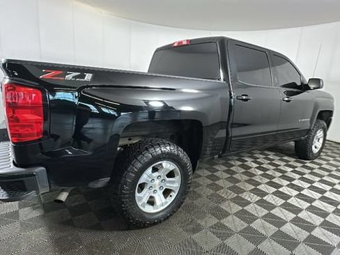 Used 2018 Chevrolet Silverado 1500 LT w/ All Star Edition AWD/4WD image 2