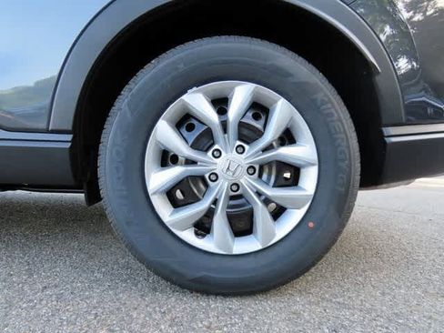 New 2025 Honda CR-V LX image 9