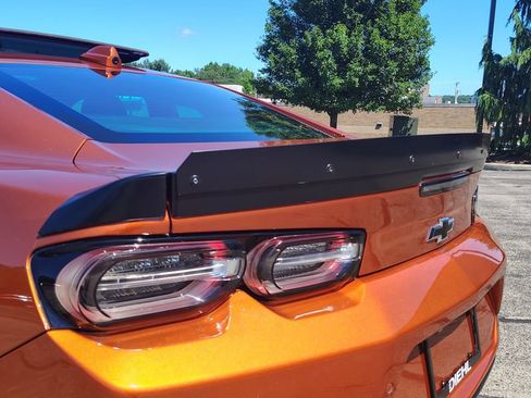 Used 2024 Chevrolet Camaro SS RWD image 10