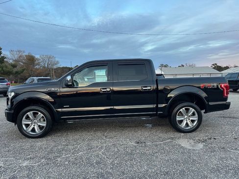 Used 2016 Ford F150 Platinum w/ Equipment Group 701A Luxury image 27