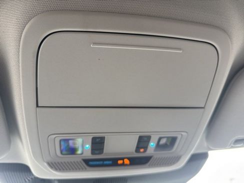 Certified 2025 Ford Explorer Active image 25