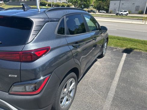 Used 2022 Hyundai Kona SEL AWD/4WD image 15