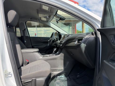 Used 2022 Chevrolet Equinox LT image 22