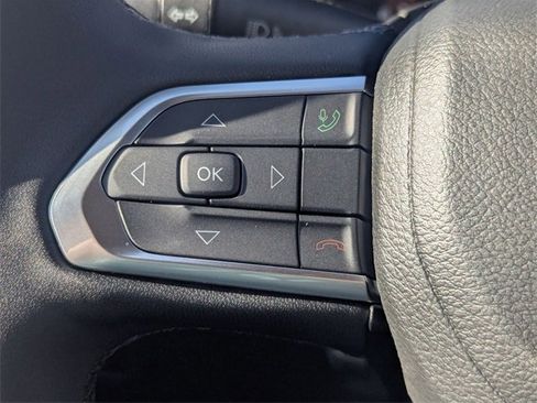 New 2025 Jeep Compass Limited w/ Sun & Sound Group image 12