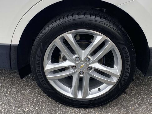 Used 2018 Chevrolet Equinox Premier FWD image 8