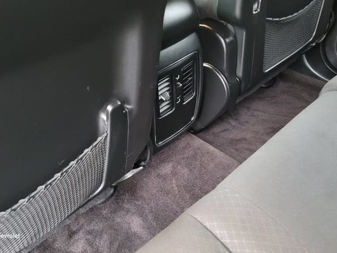 Used 2018 Jeep Grand Cherokee Laredo AWD/4WD image 25