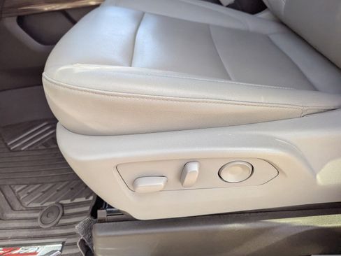 Certified 2025 Chevrolet Silverado 1500 LT Trail Boss w/ Convenience Package II image 27